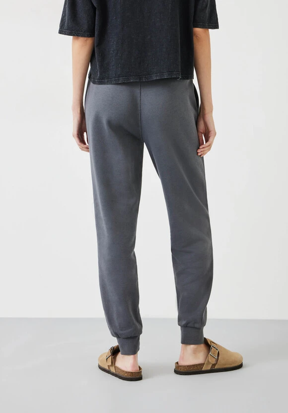 Theia Slim Joggers 5 Theia Slim Joggers - Image 3