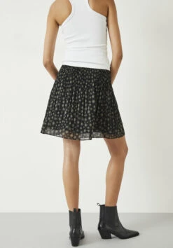 Nevah Pleat Mini Skirt 20 Nevah Pleat Mini Skirt -Outlet hush Store 006509 4202 03