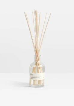 Candle And Diffuser Set - Fig & Blackberry Leaf 26 Candle And Diffuser Set - Fig & Blackberry Leaf -Outlet hush Store 007369 0002 07