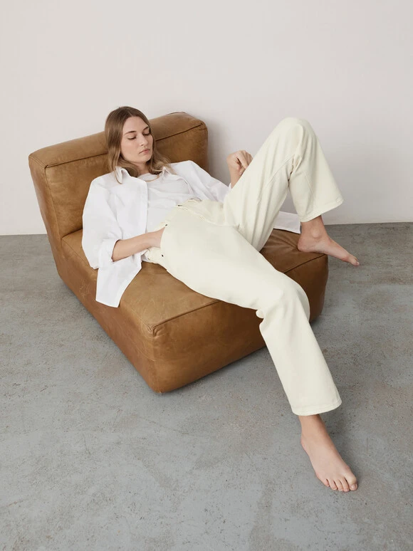 Relaxed Boyfriend Jeans 4 Relaxed Boyfriend Jeans - Image 2