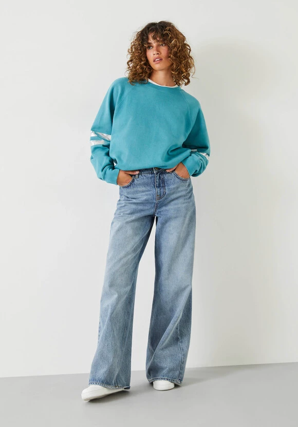 Metallic Stripe Relaxed Sweatshirt 4 Metallic Stripe Relaxed Sweatshirt - Image 2